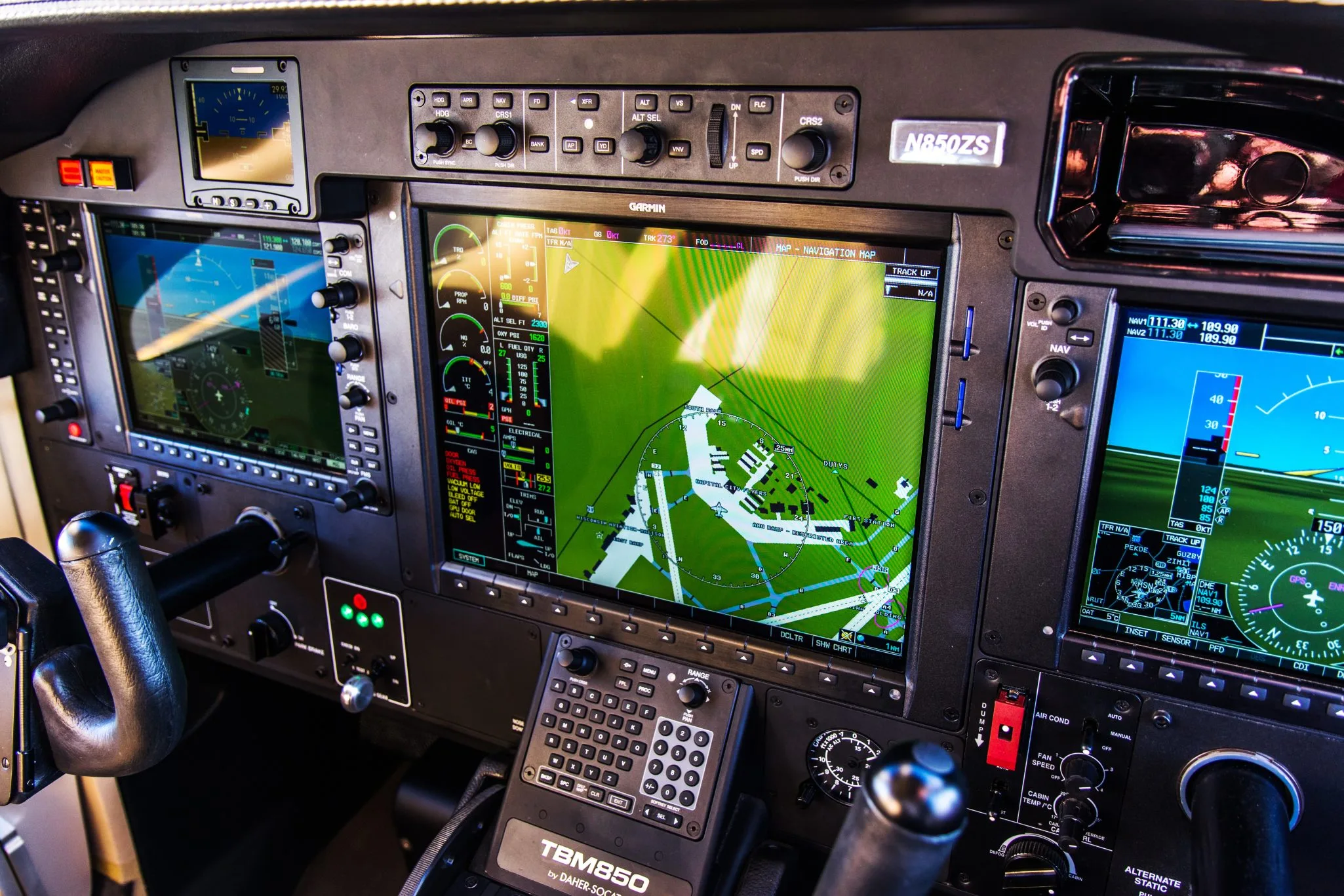 Avionics suite of a 2013 Daher TBM 850.