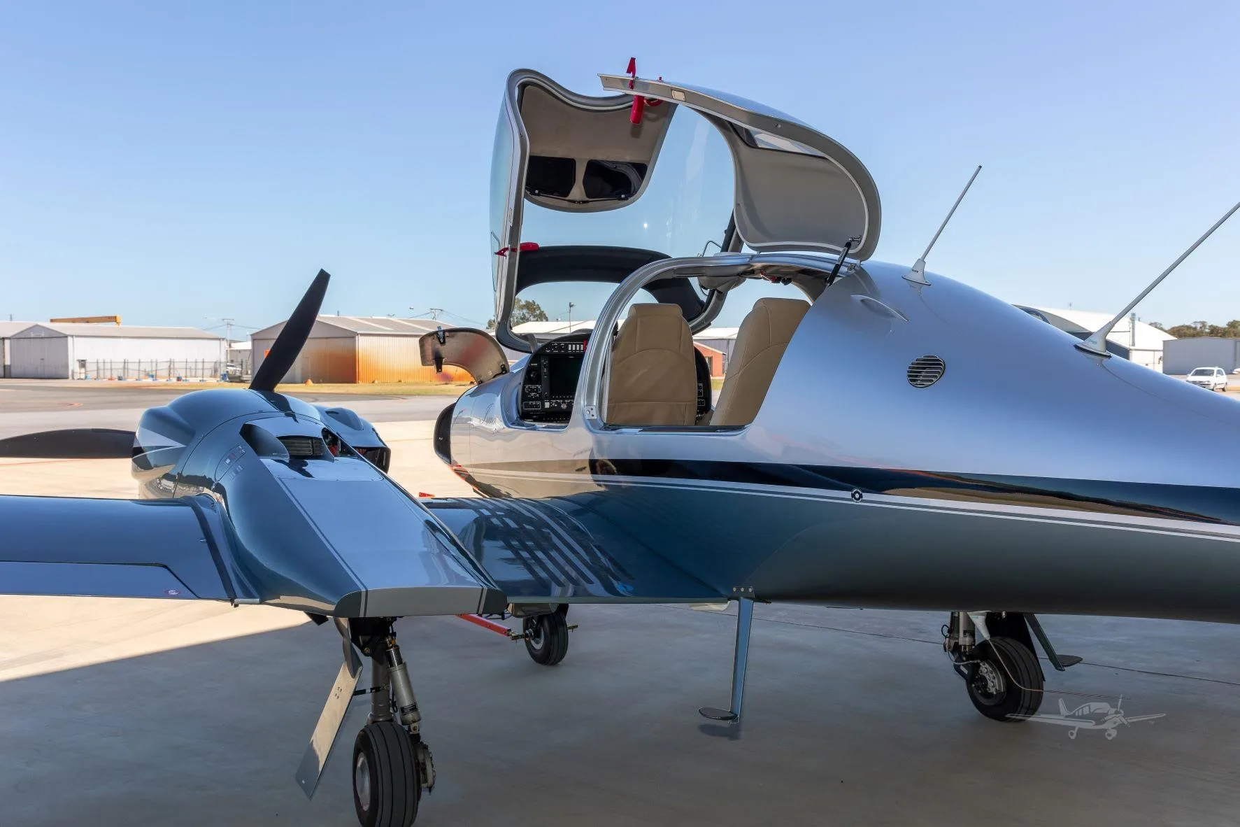 2022 DIAMOND DA42 VI