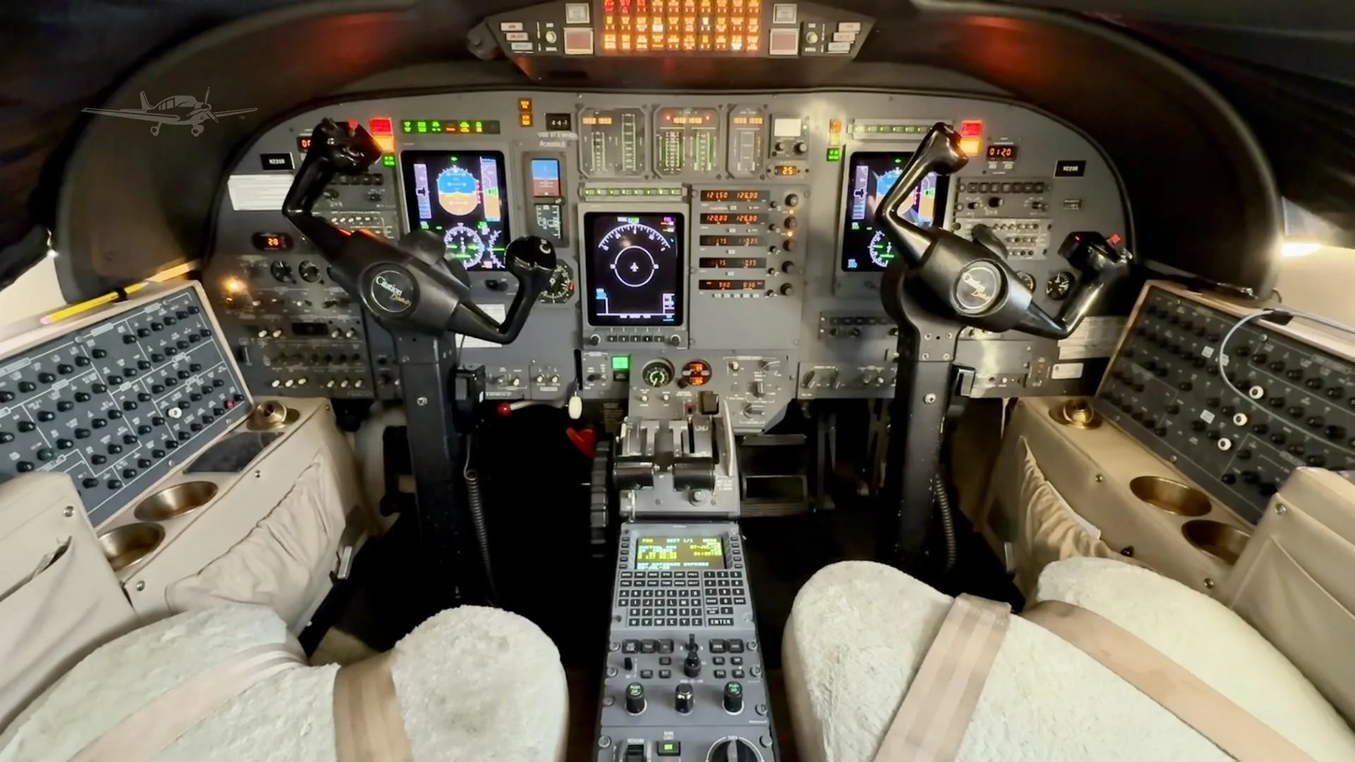 Cockpit and instrument panel of a 1999 CESSNA CITATION BRAVO.
