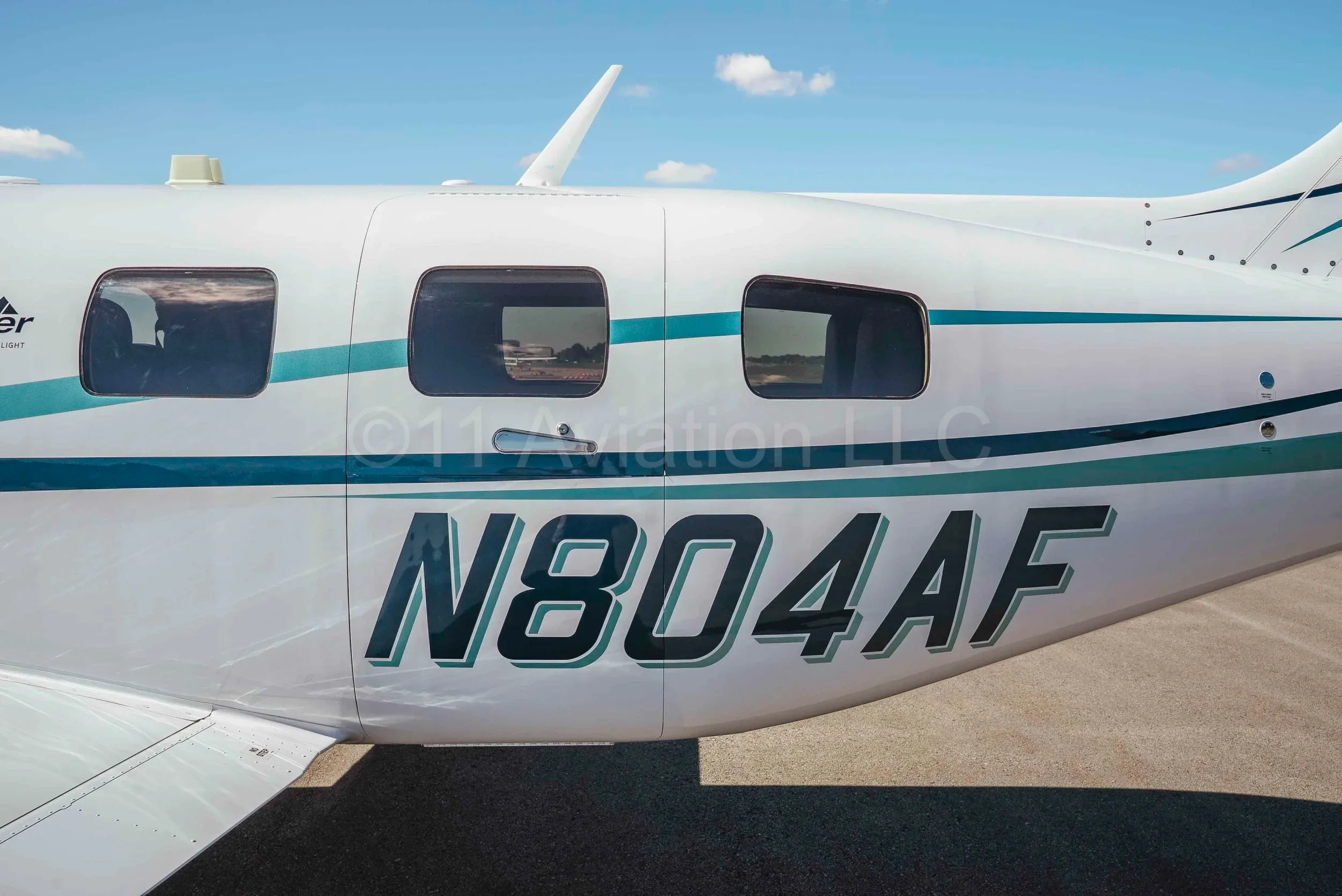 Cabin interior of a 2021 Piper M350 (PA-46-350P).