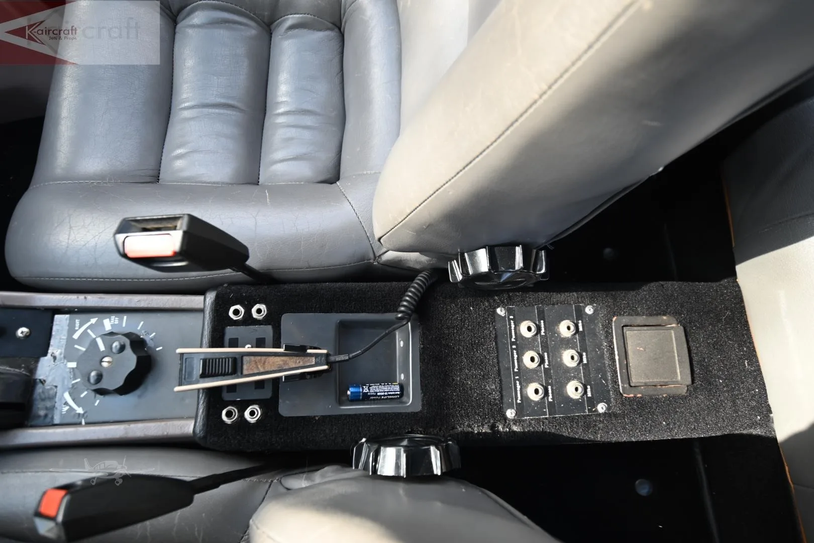 Cockpit and instrument panel of a 1986 SOCATA TB-20 TRINIDAD.