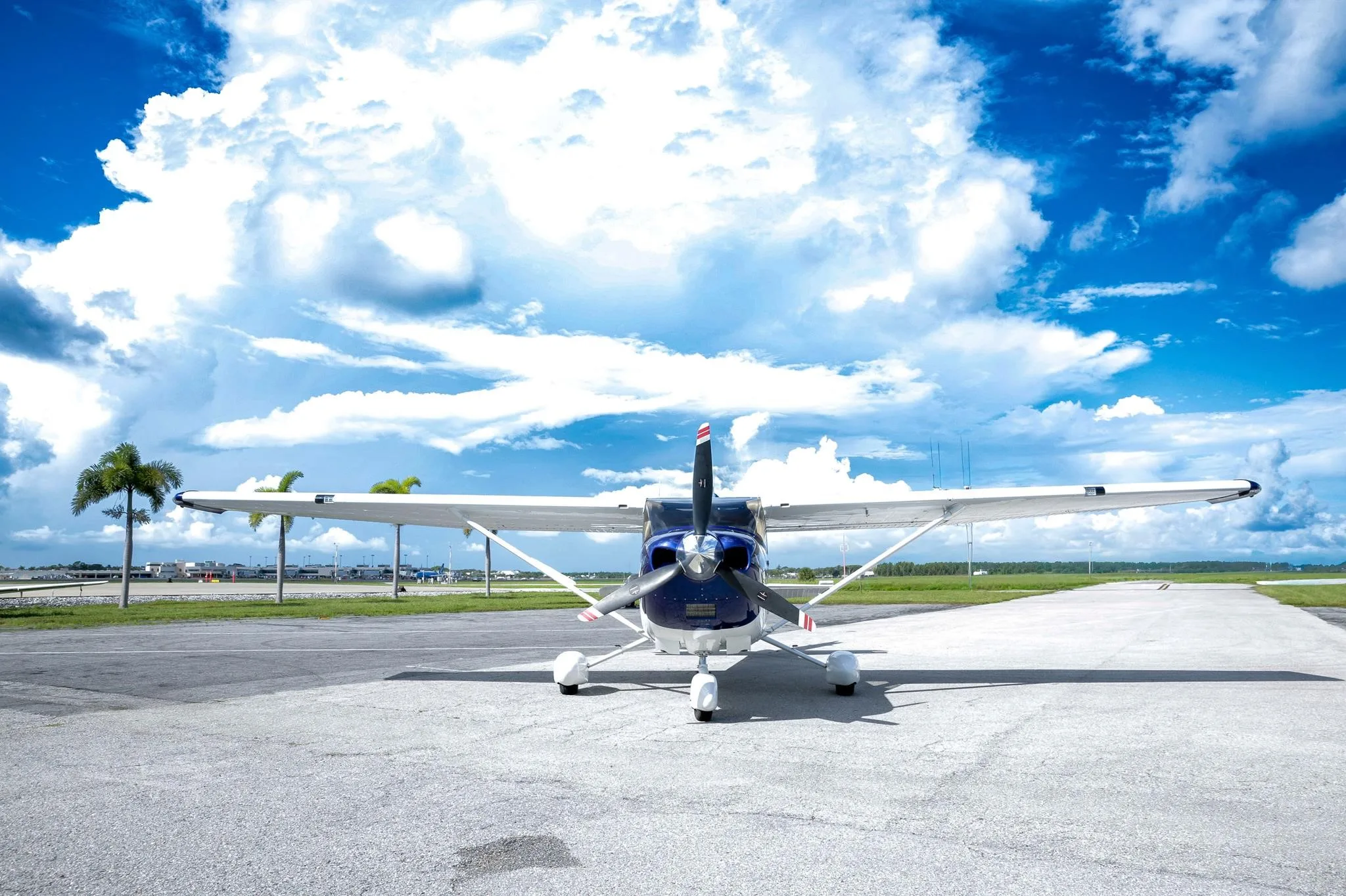 Exterior view of a 2022 CESSNA 182T SKYLANE, N2315B.