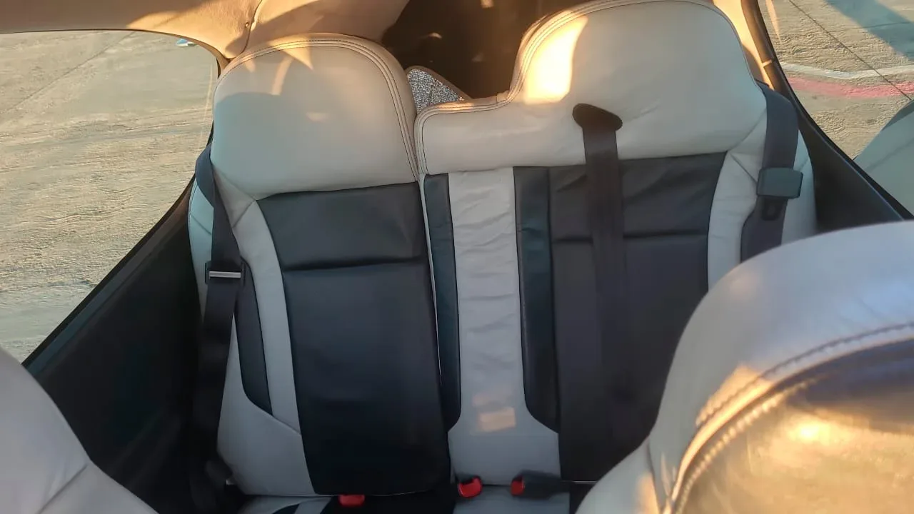 Cabin interior of a 2013 Cirrus SR22 G5.