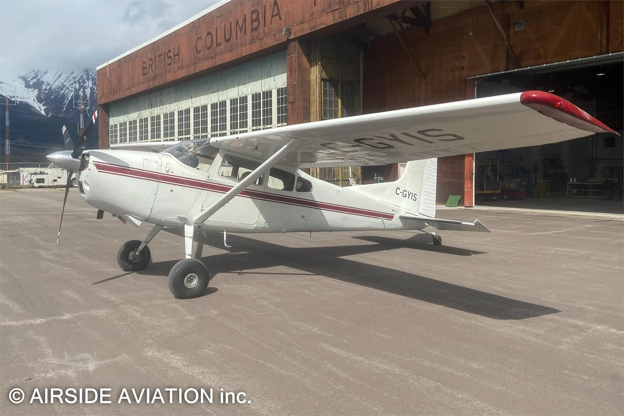 Exterior view of a 1976 CESSNA A185F FLOATPLANE, C-GYIS.