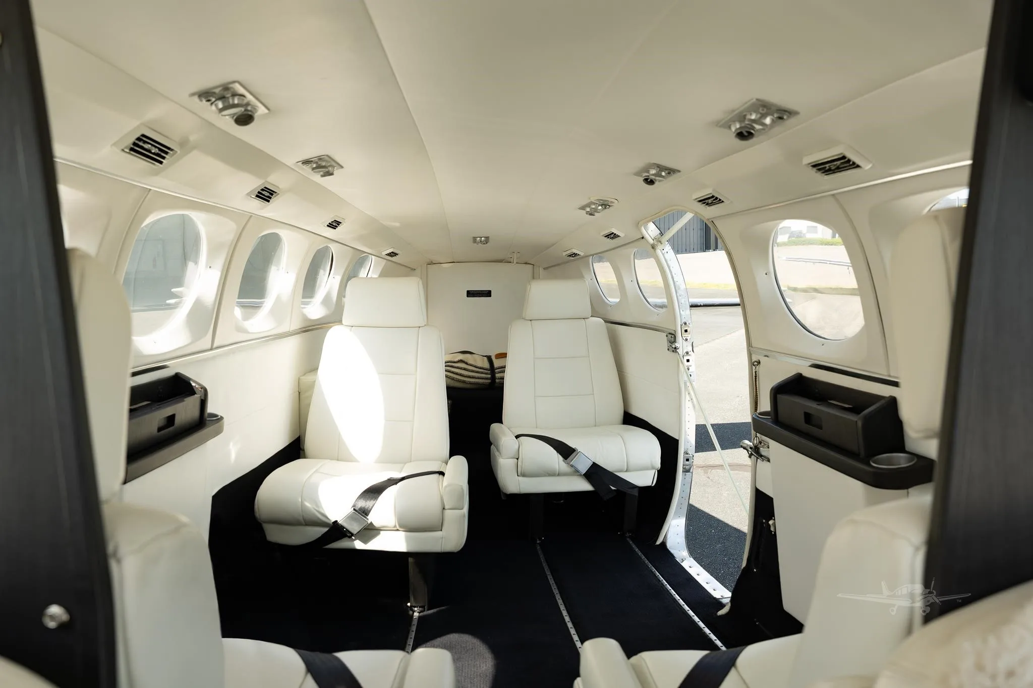 Cabin interior of a 1975 CESSNA 414.