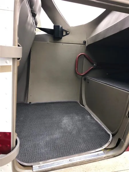 Cabin interior of a 1998 Cessna 172S.