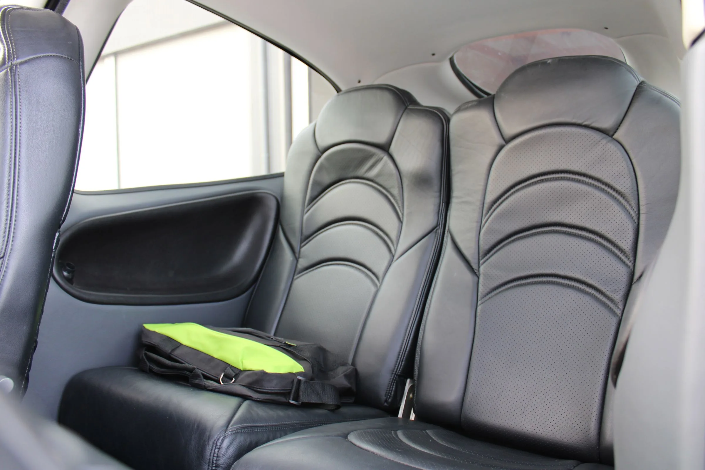 Cabin interior of a 2005 Cirrus SR22 G2 GTS.