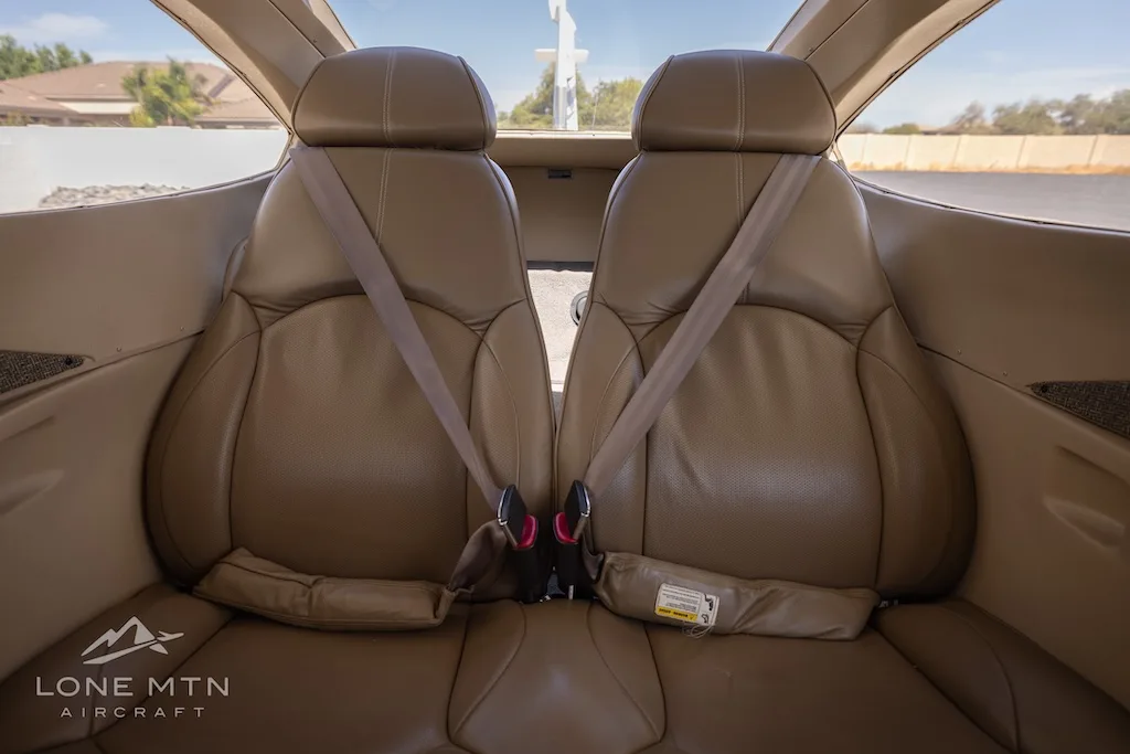 Cabin interior of a 2005 Cessna 182T.
