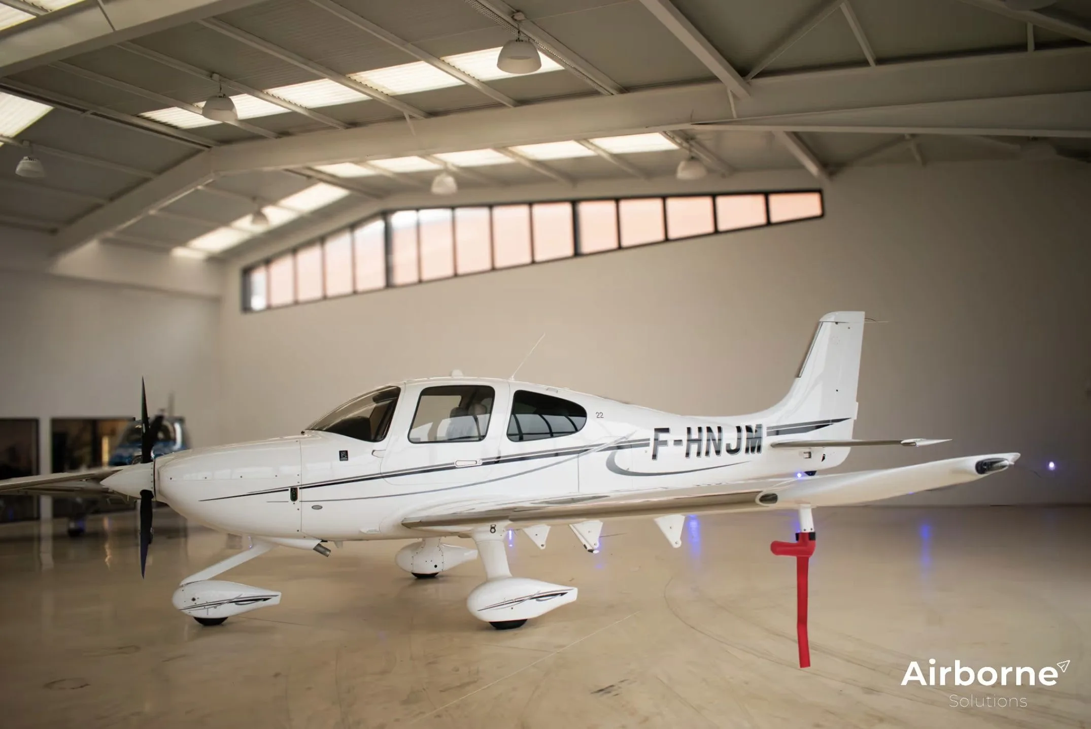 Exterior view of a 2016 Cirrus SR22T G5.