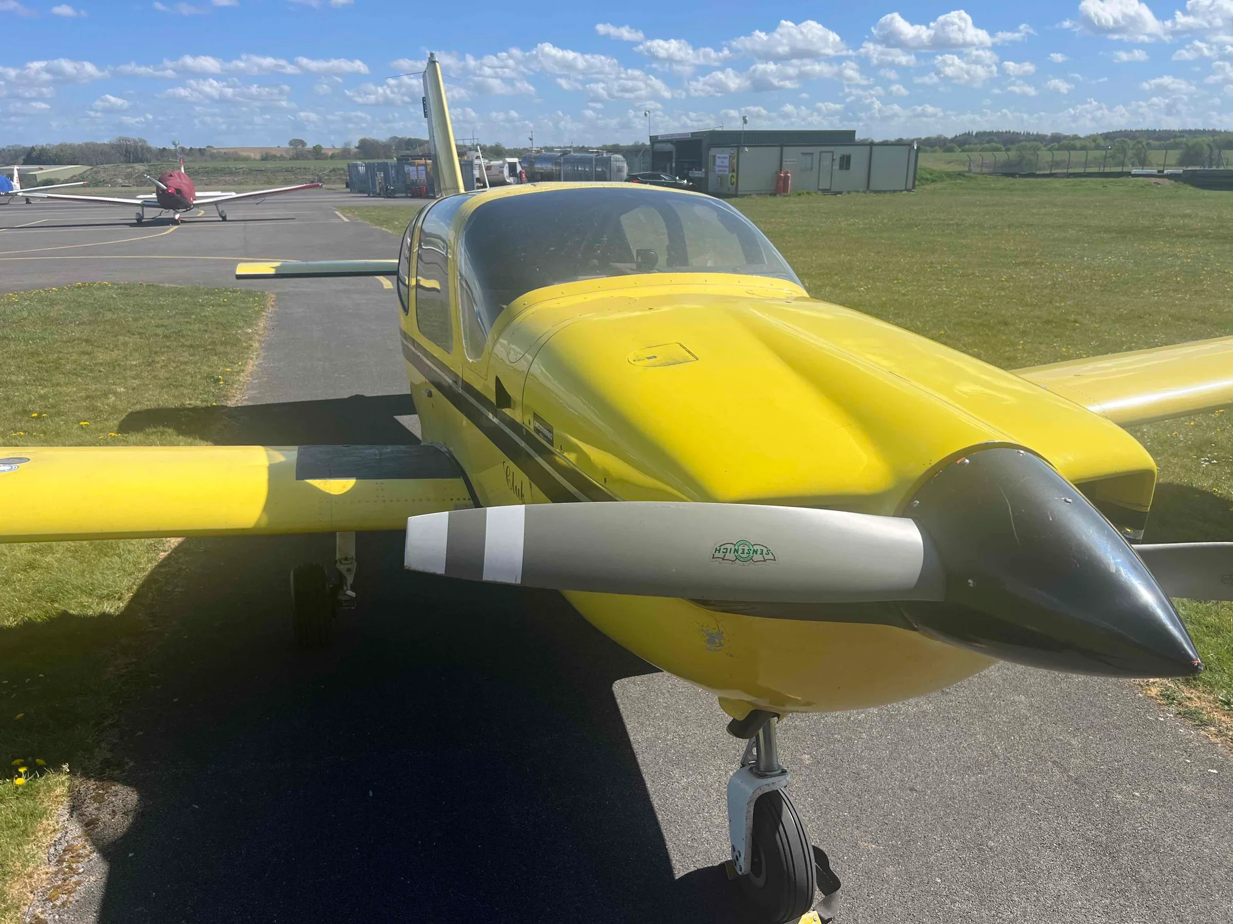 Exterior view of a 1989 Socata TB-9 Tampico.