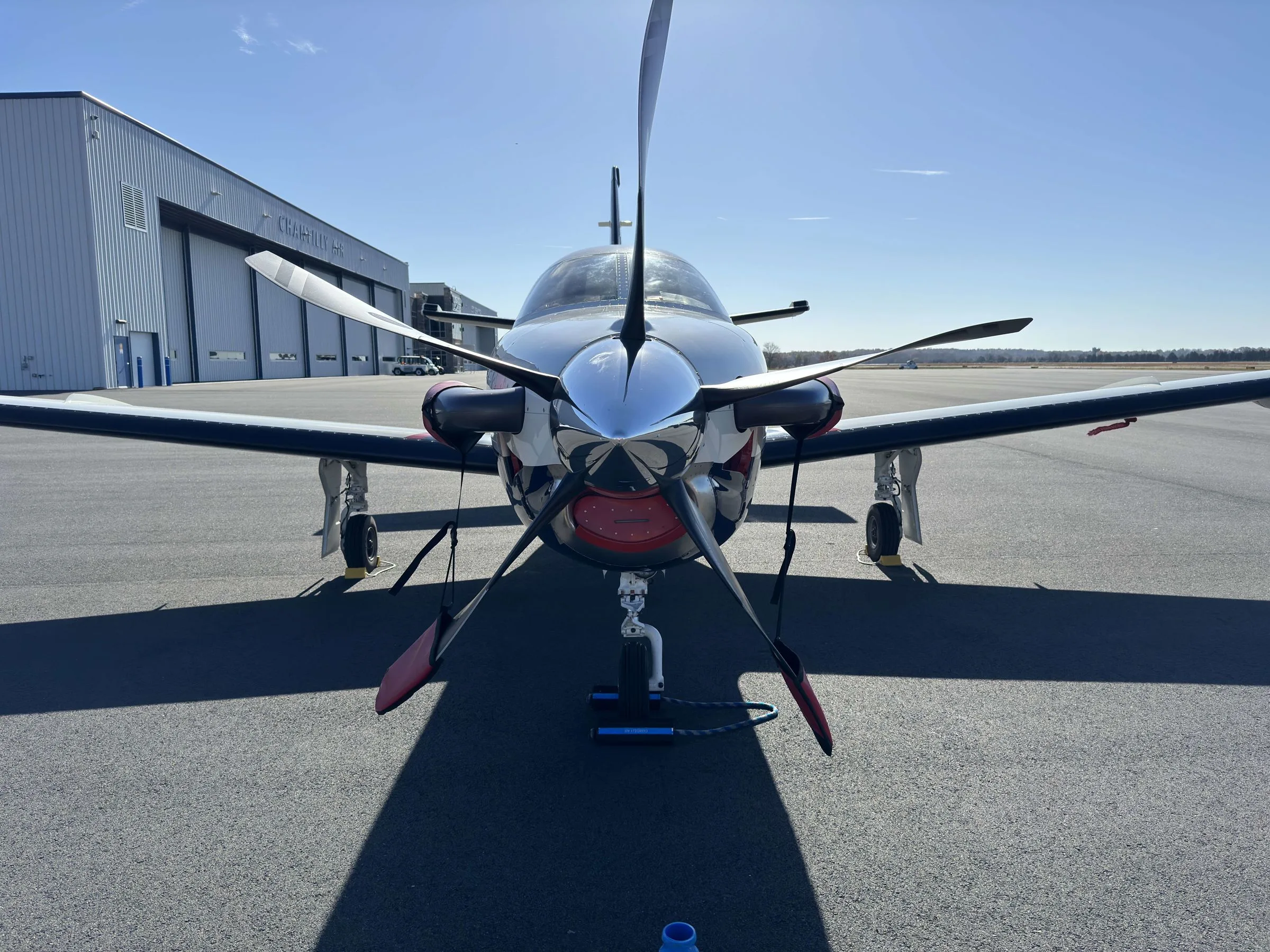 Exterior view of a 2007 Socata TBM 850.