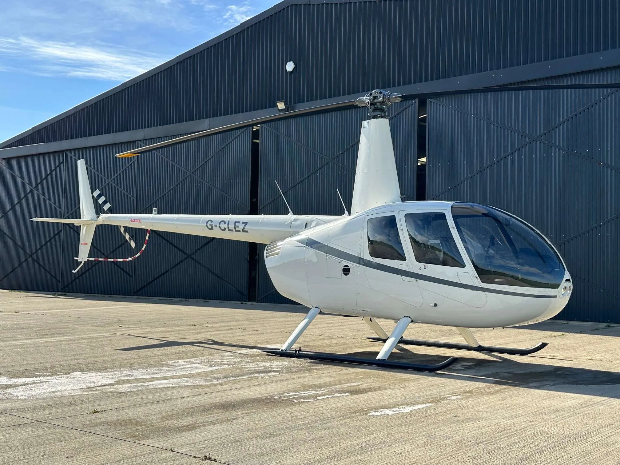Exterior view of a 2015 Robinson R44 Raven I.