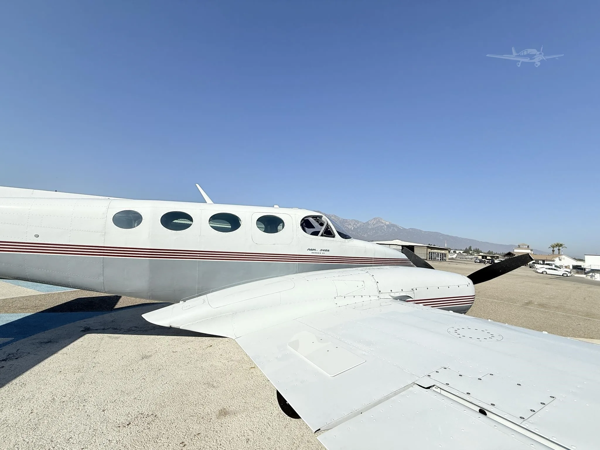 Exterior view of a 1978 CESSNA 340A, N15WM.