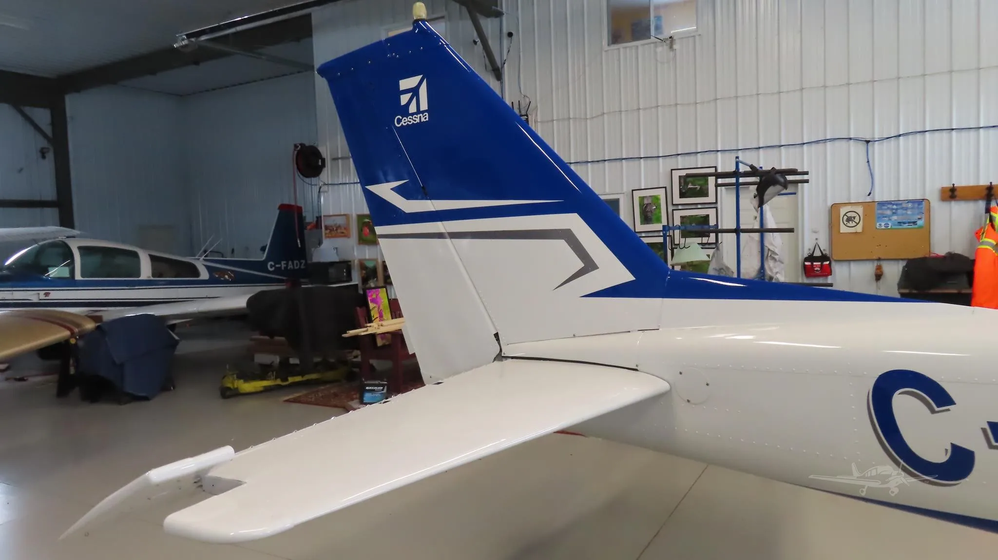 Exterior view of a 1968 CESSNA 172 SKYHAWK, C-GRLY.