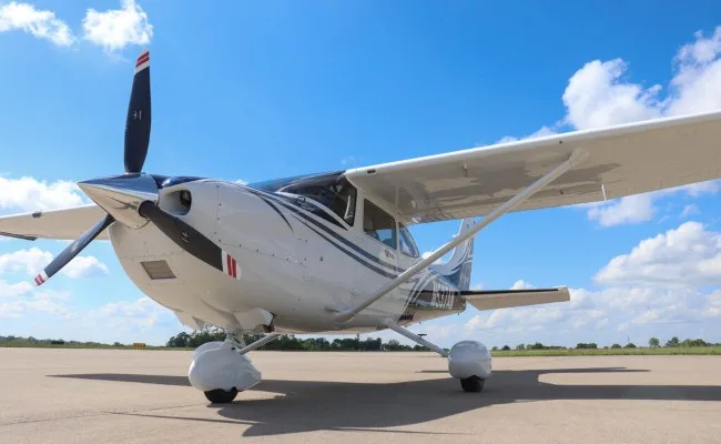 Exterior view of a 2025 Cessna T182T.