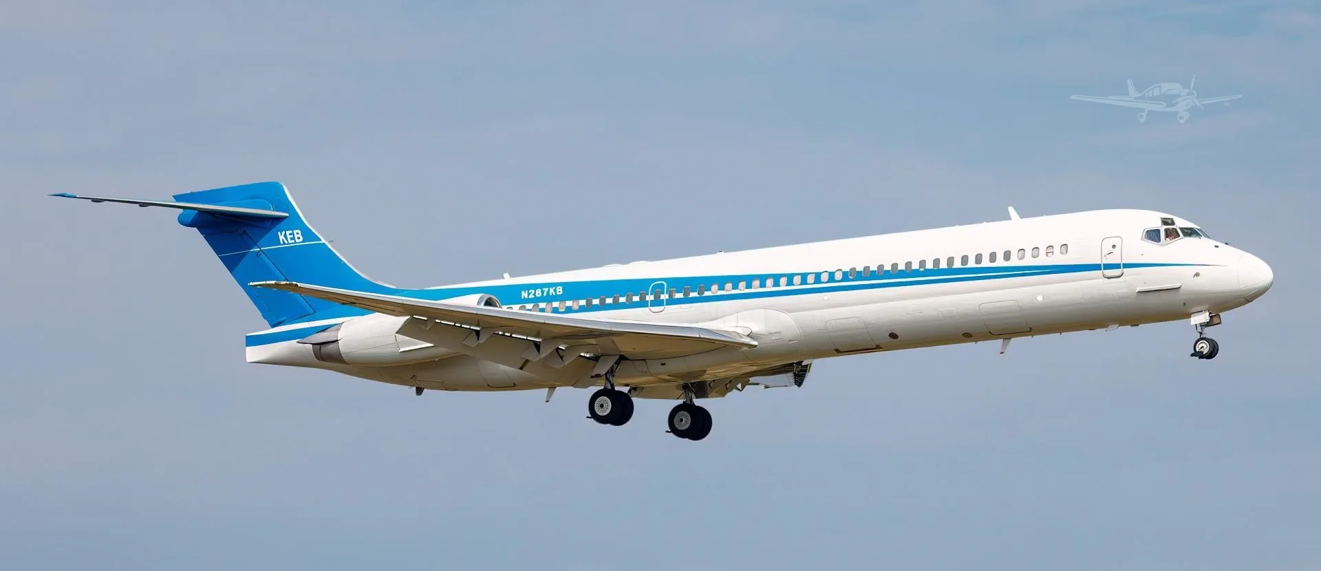 Exterior view of a 1989 MCDONNELL DOUGLAS MD-87 ER, N287KB.