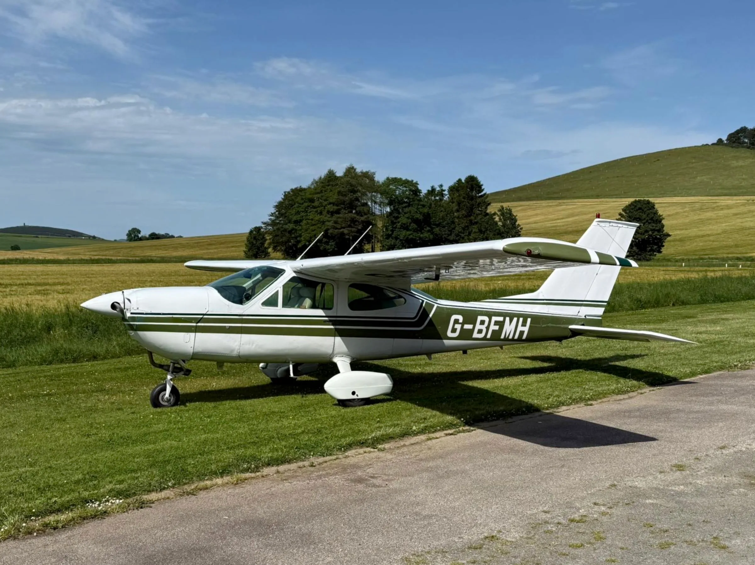 Exterior view of a 1973 Cessna 177B Cardinal.