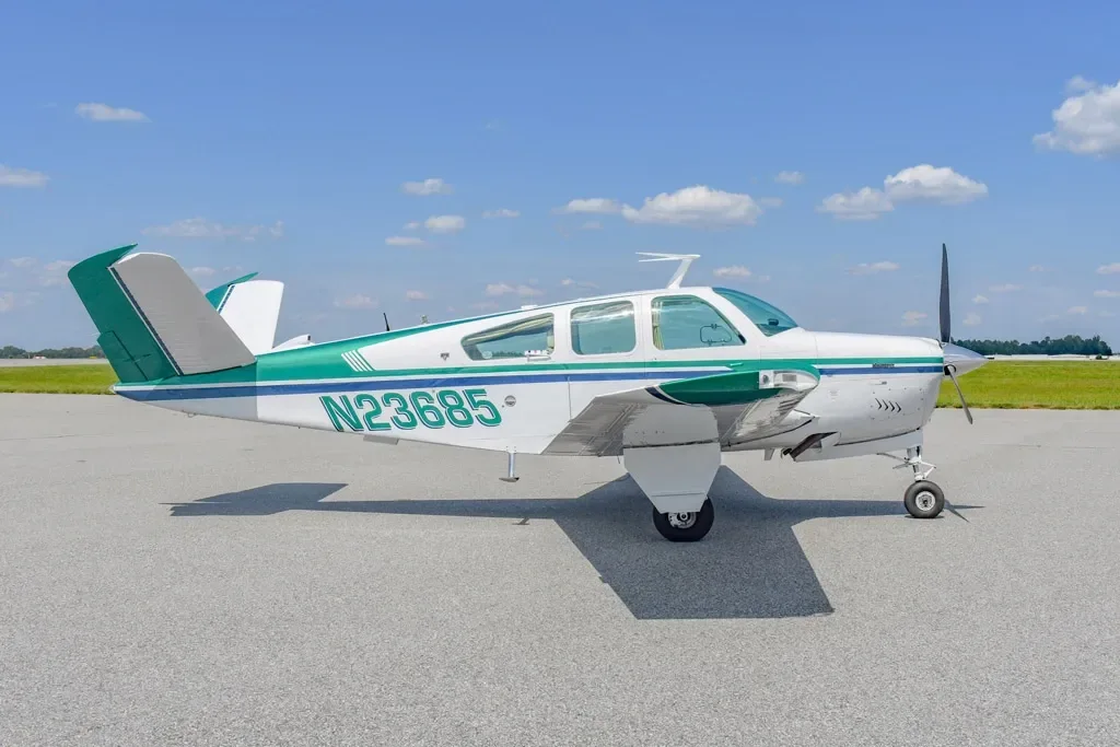 Exterior view of a 1989 Beechcraft Bonanza, N222JW.