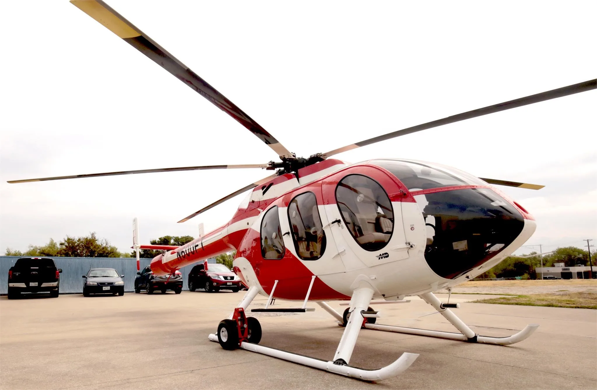 Exterior view of a 2009 MD HELICOPTERS 600N, N600FT.