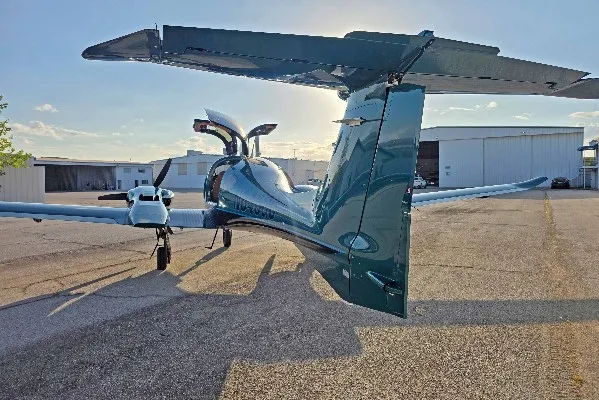 Exterior view of a 2026 Diamond DA62, N646GC.