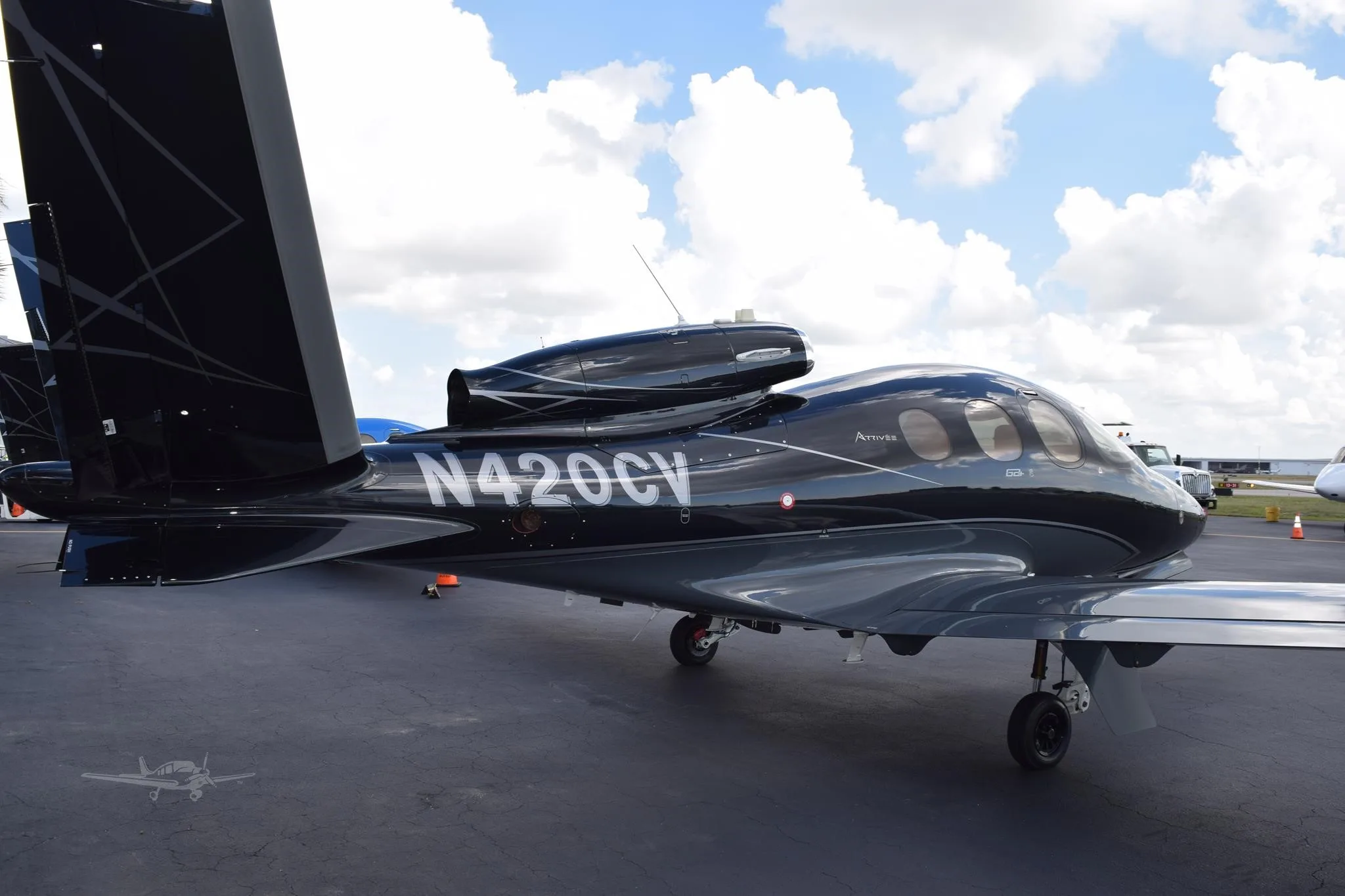Exterior view of a 2022 CIRRUS VISION SF50-G2+, N420CV.