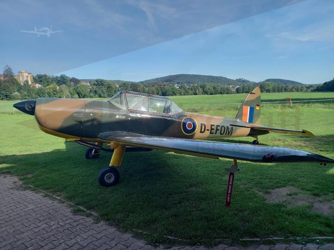 Exterior view of a 1951 DEHAVILLAND DHC-1 CHIPMUNK, D.EFOM.