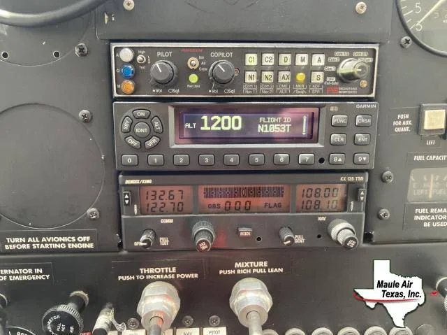 Avionics suite of a 1998 Maule MXT-7-180.