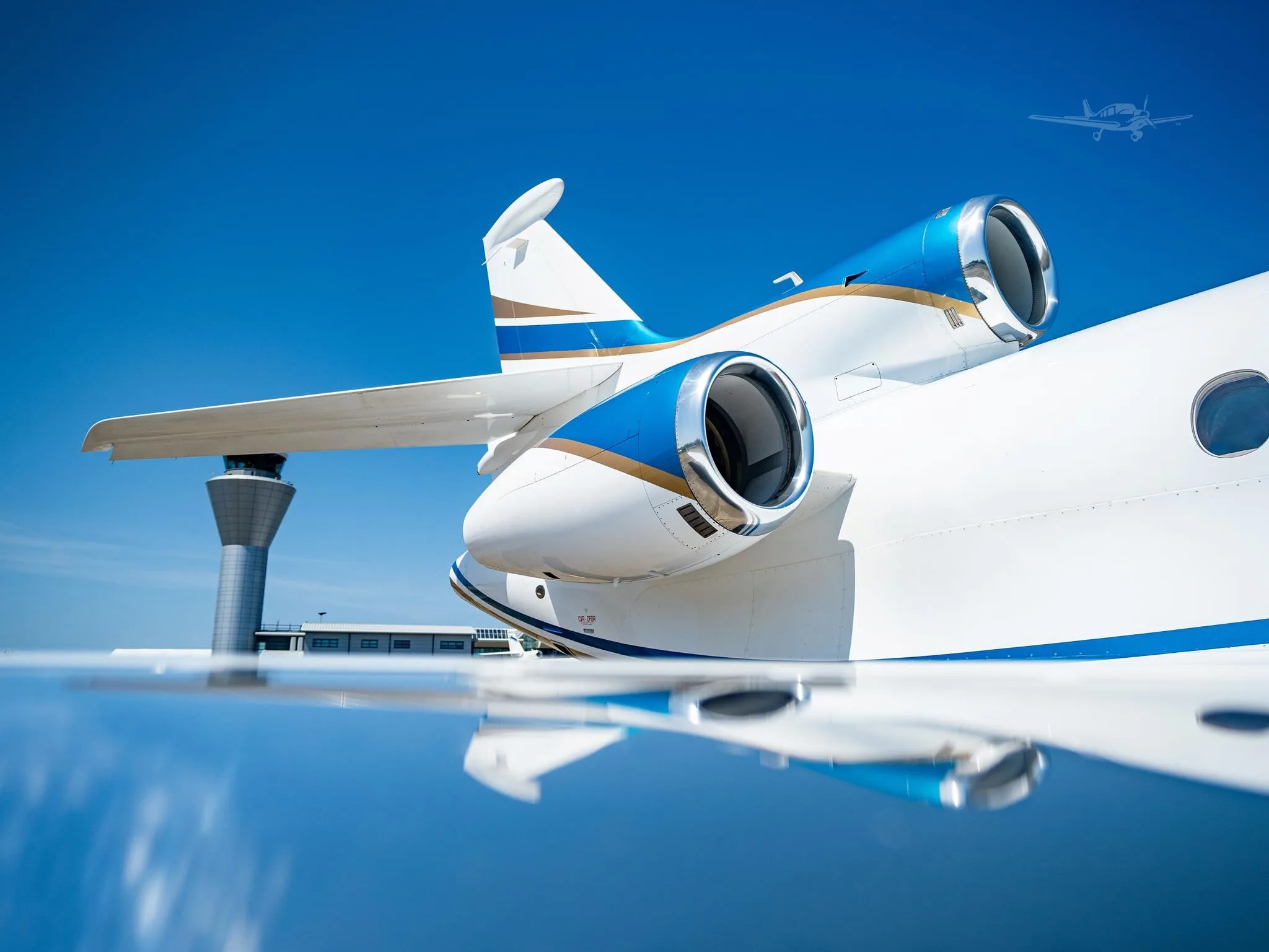 Marketing image of a 2012 DASSAULT FALCON 7X.