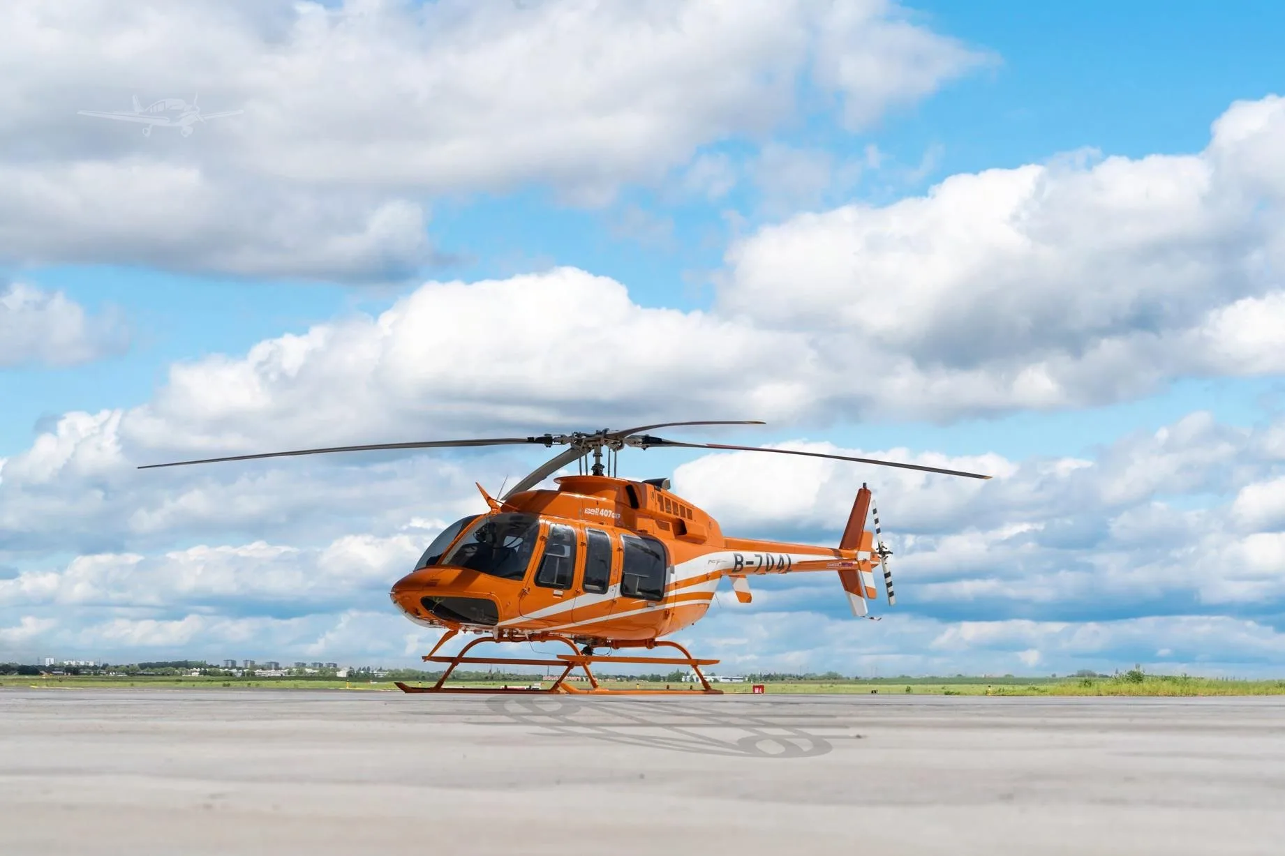 Exterior view of a 2017 BELL 407GXP.