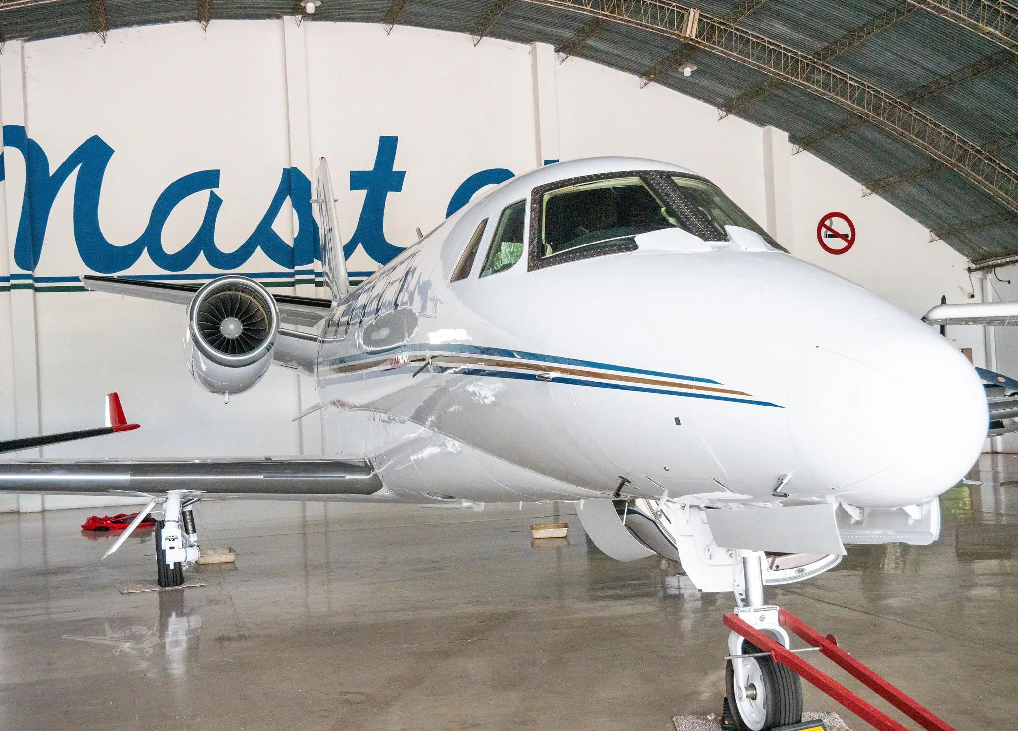 Exterior view of a 1998 CESSNA CITATION EXCEL, ZP-ADE.