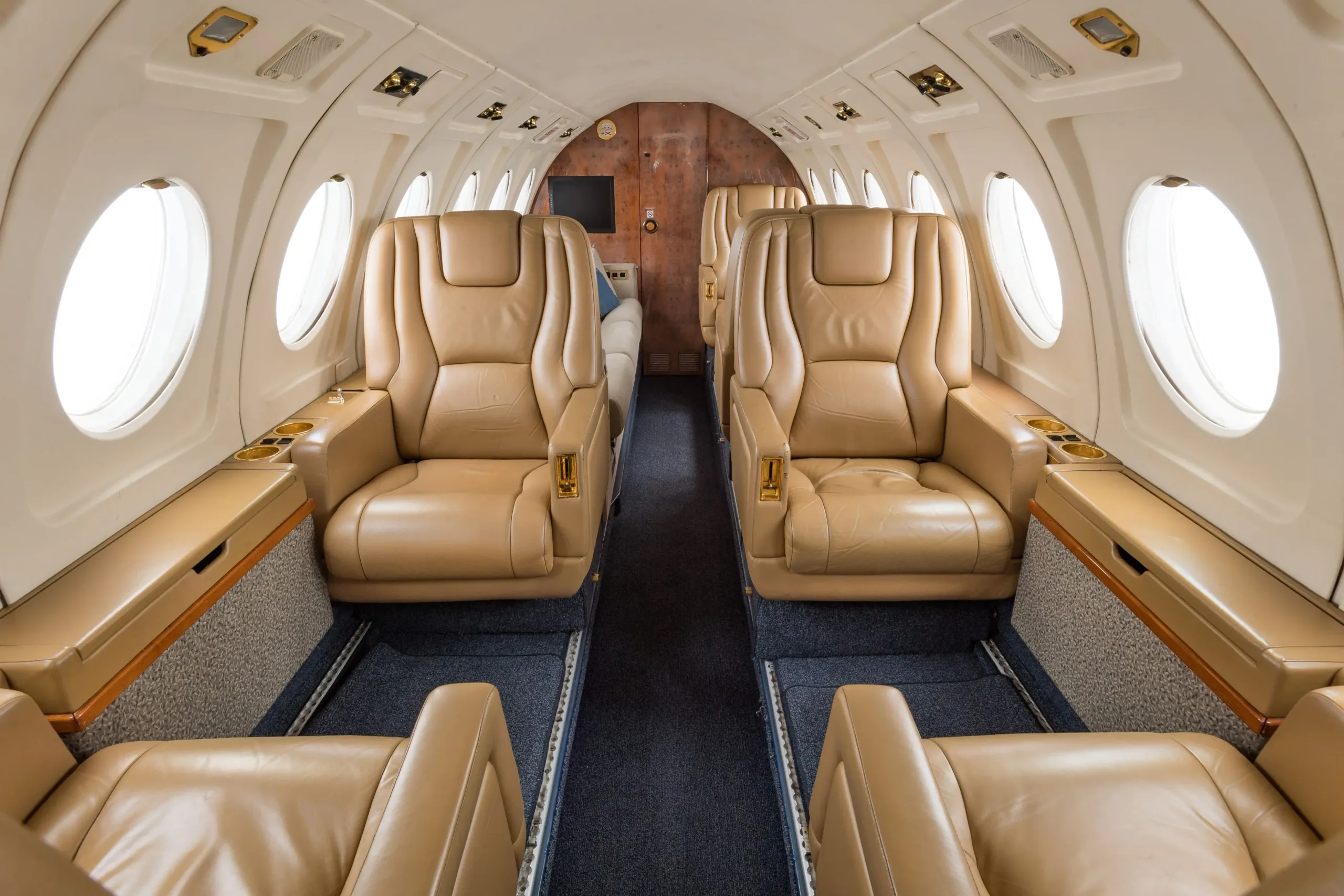 Cabin interior of a 1992 Dassault Falcon 50.