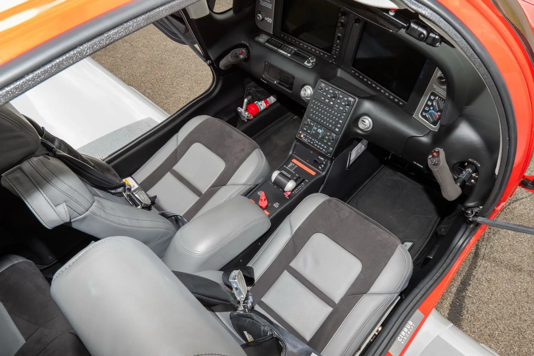 Cockpit and instrument panel of a 2023 Cirrus SR20-G6 Premium.