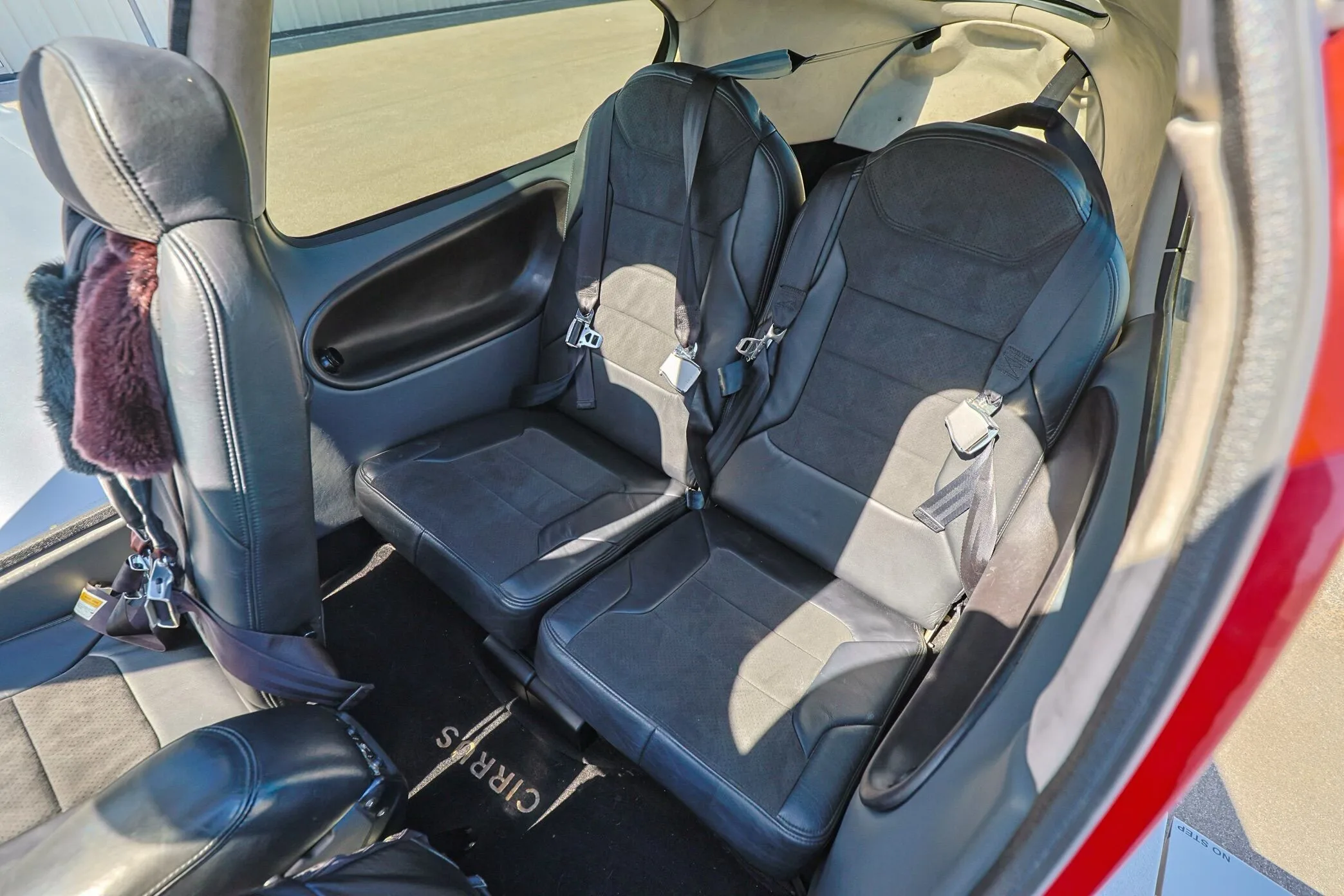Cabin interior of a Cirrus N762CR SR22-G3 Turbo GTS - Aerista.