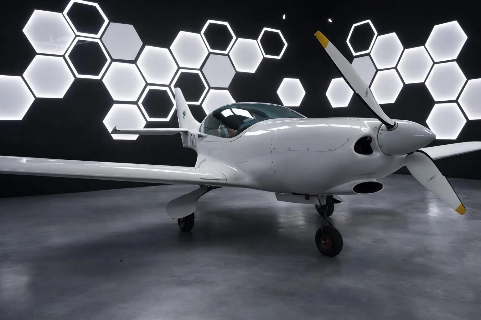 Marketing image of a 2016 JMB VL3 912.