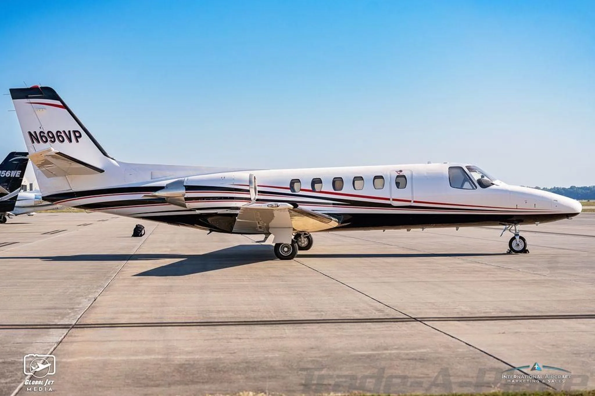 Exterior view of a 1992 CESSNA CITATION II, N696VP.