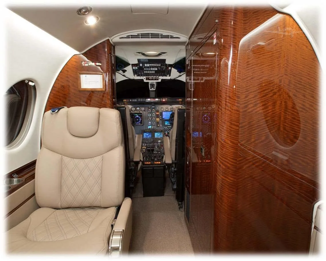 Cabin interior of a 2006 HAWKER 400XP.