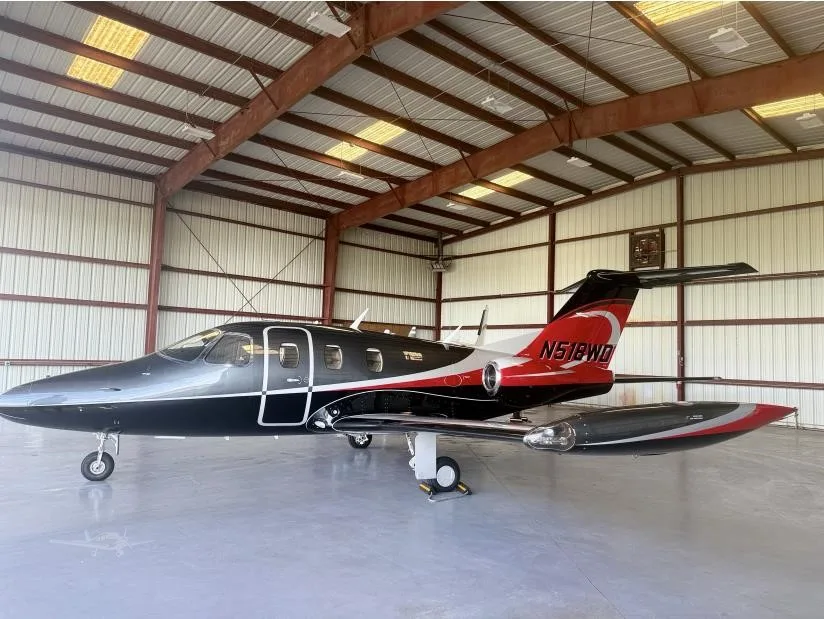 Exterior view of a 2008 ECLIPSE 500, N518WD.