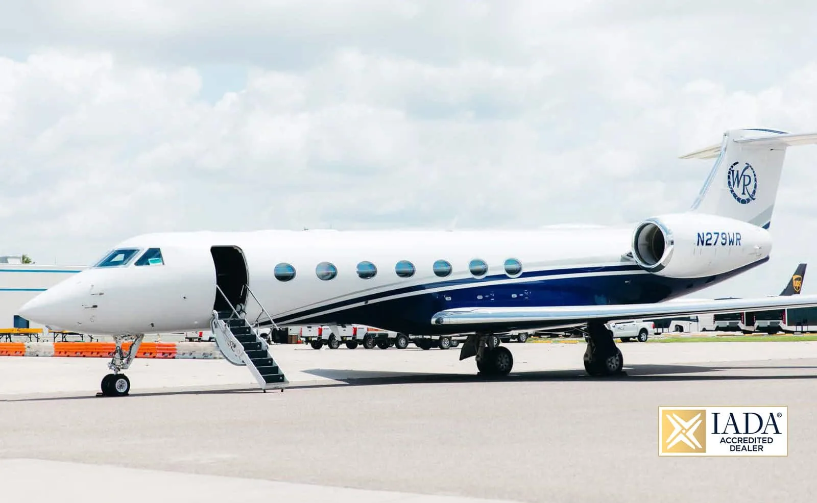 Exterior view of a 2015 Gulfstream G550 | Leviate Air Group.