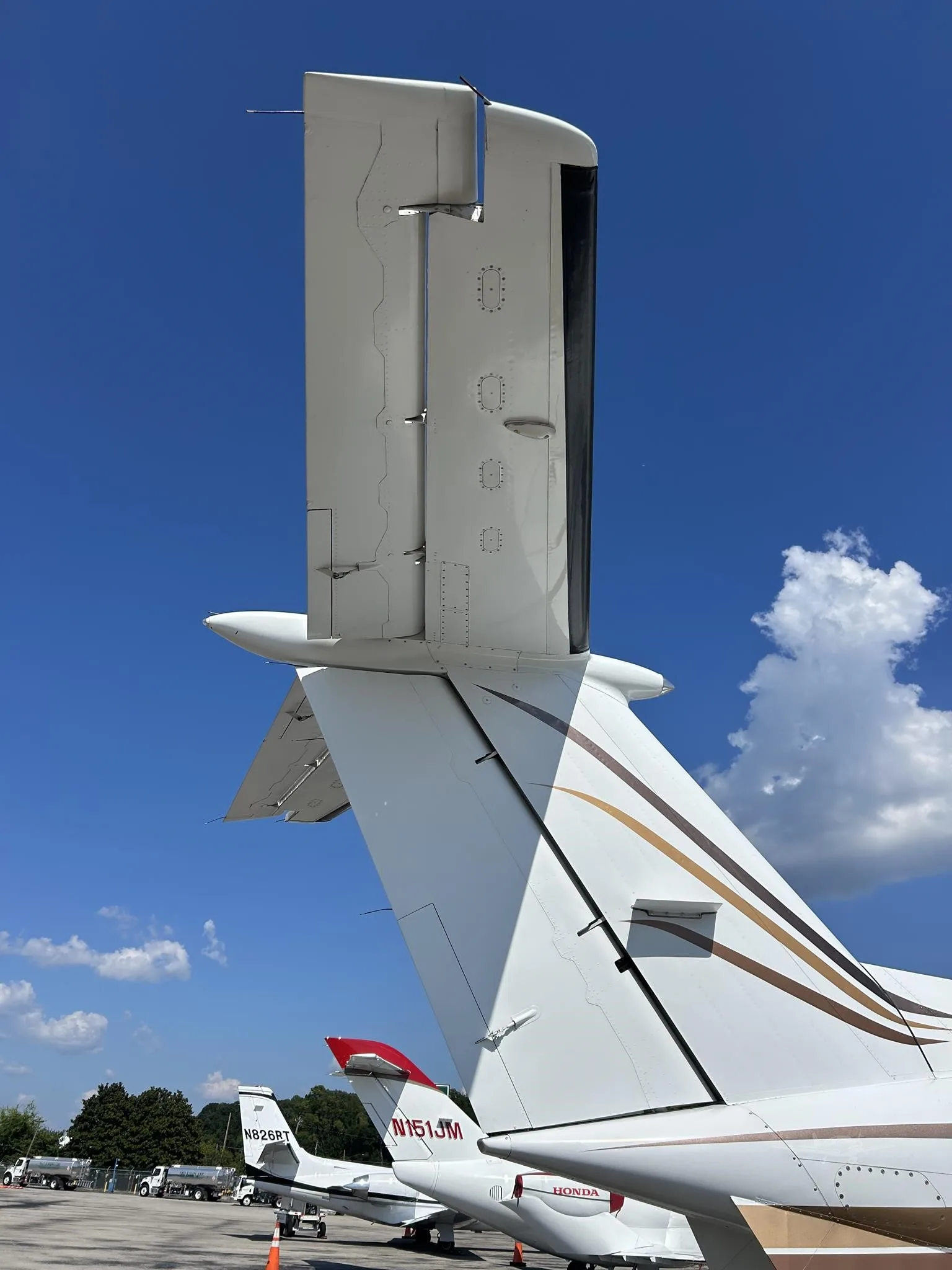 Engine detail of a 1979 BEECHCRAFT KING AIR 200.