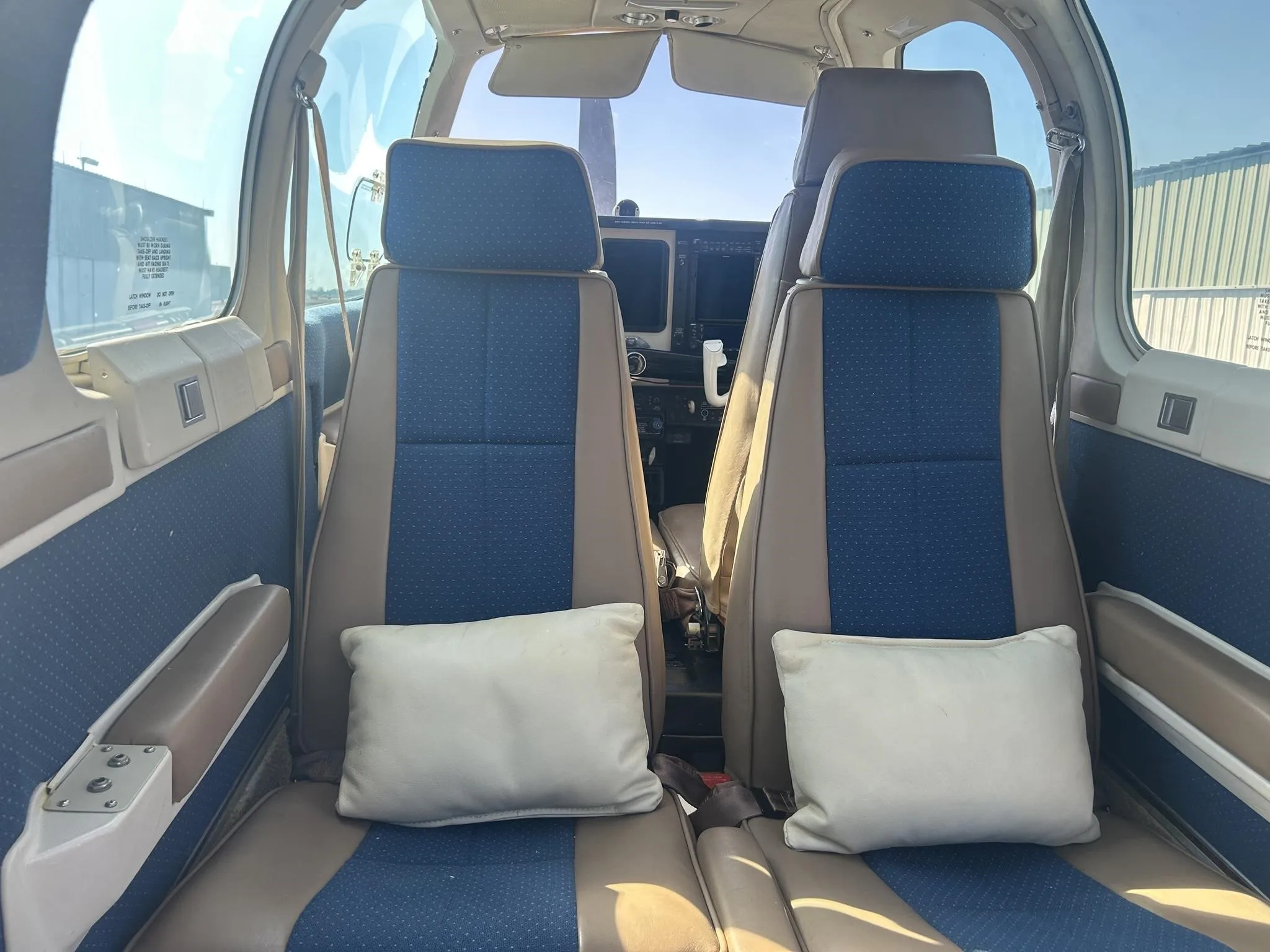 Cabin interior of a 1981 BEECHCRAFT A36 BONANZA.