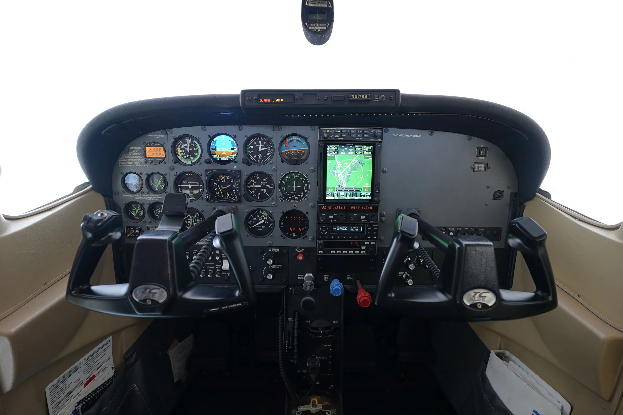 Cockpit and instrument panel of a 2002 Cessna TURBO T182T.