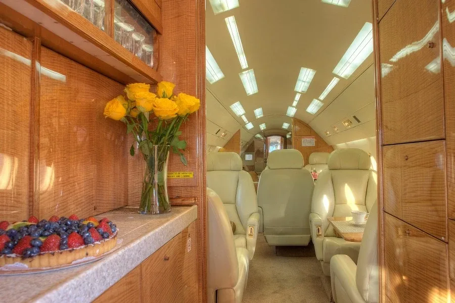 Cabin interior of a 1986 Dassault Falcon 900.