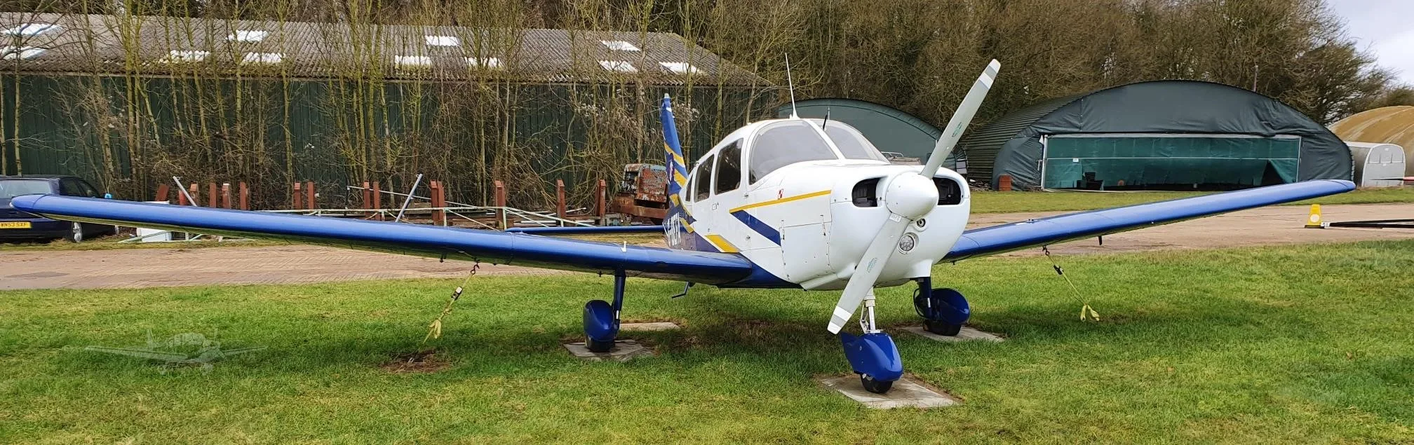 Exterior view of a 1976 PIPER WARRIOR, G-BEFA.