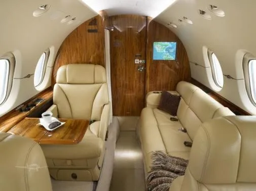 Cabin interior of a 2006 HAWKER 850XP.