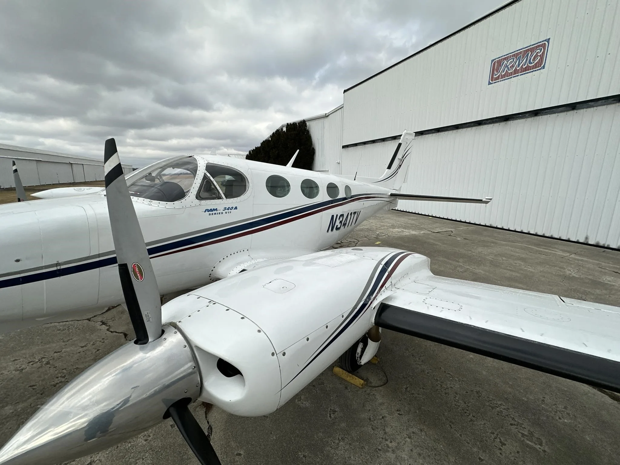 Exterior view of a 1981 CESSNA 340A, N341TV.