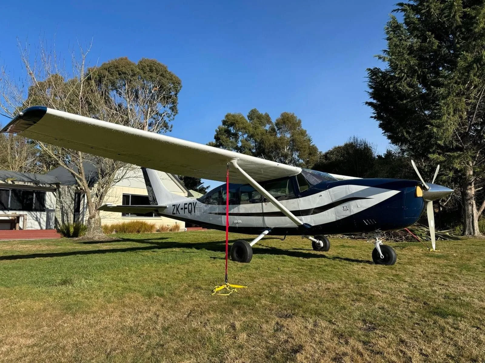 Exterior view of a 1975 Cessna 207 Skywagon.