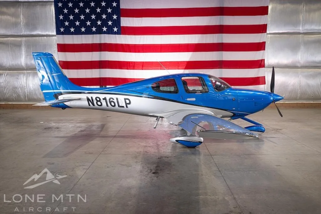 Exterior view of a 2024 Cirrus SR22 G7.