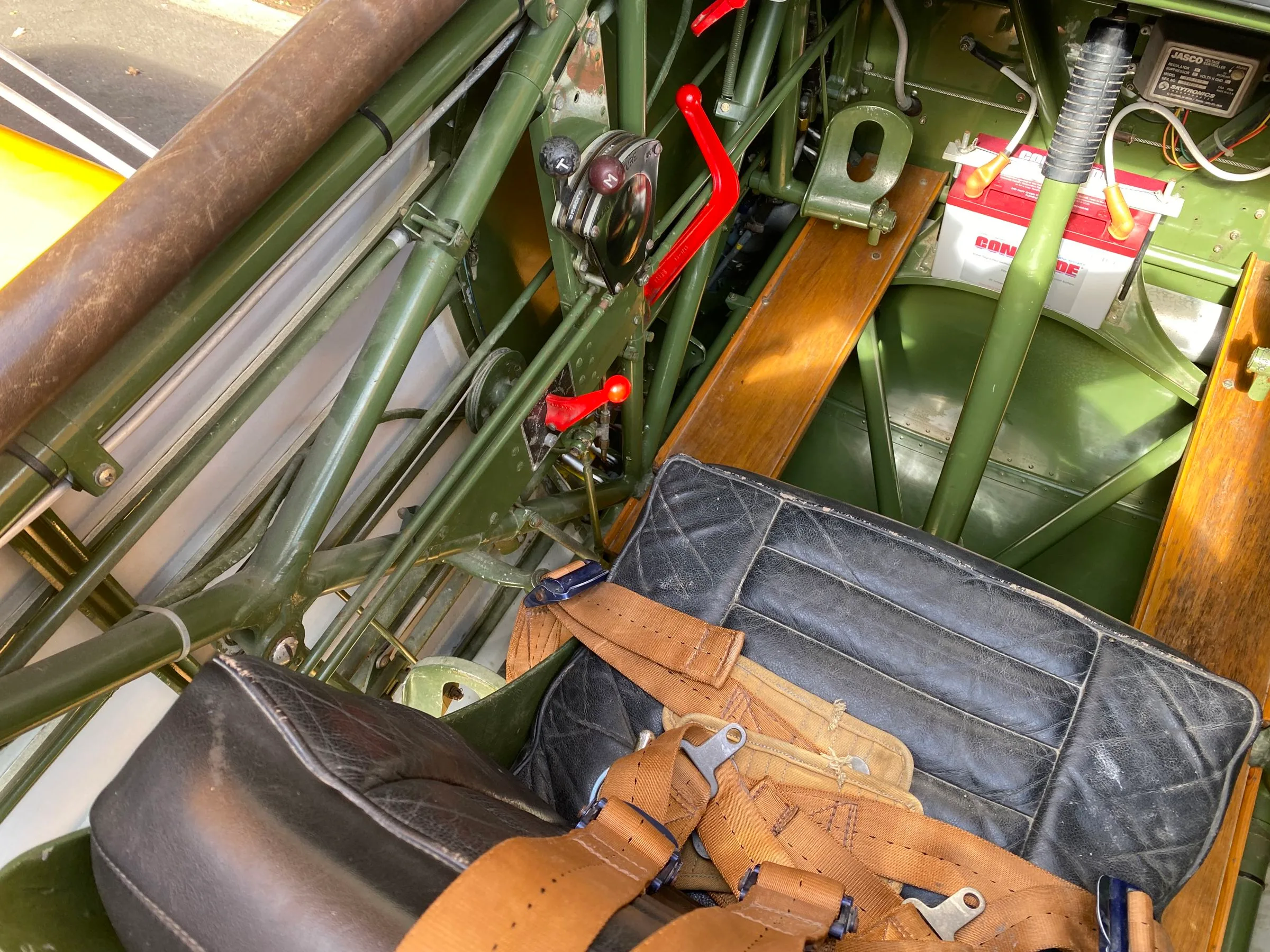 Cockpit and instrument panel of a 1945 Boeing Stearman A75-N1.