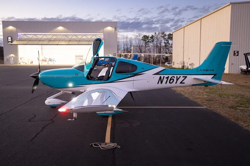 Exterior view of a 2020 Cirrus SR22T, N16YZ.