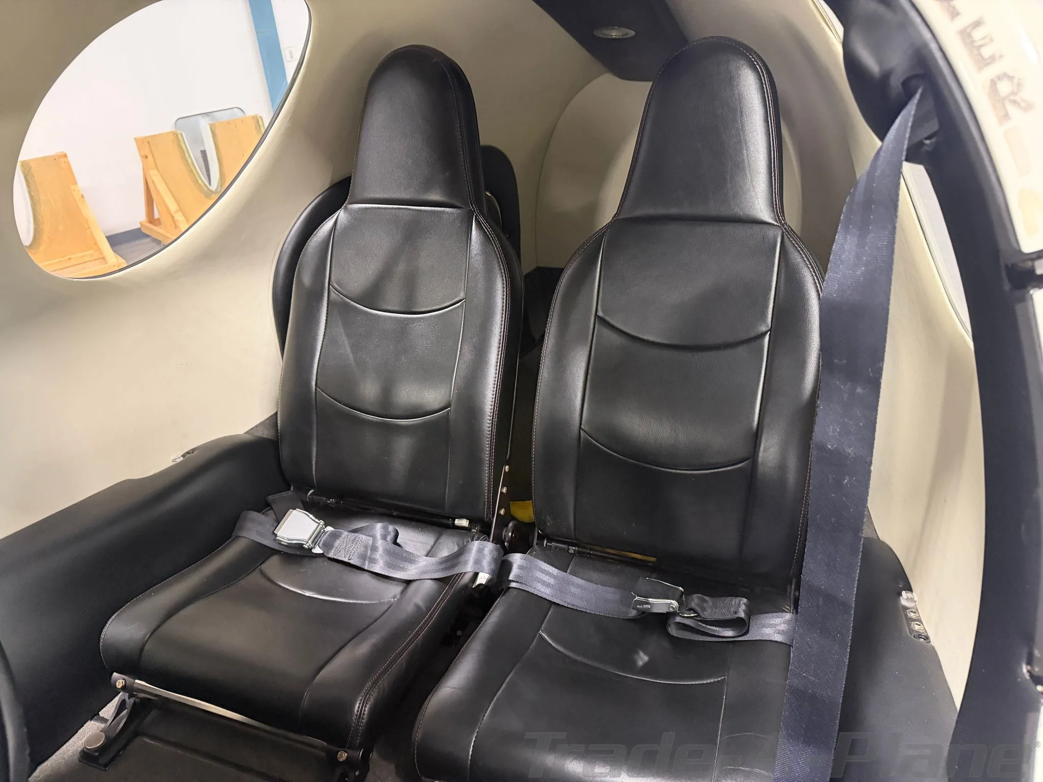 Cabin interior of a 2016 LANCAIR EVOLUTION TURBOPROP.